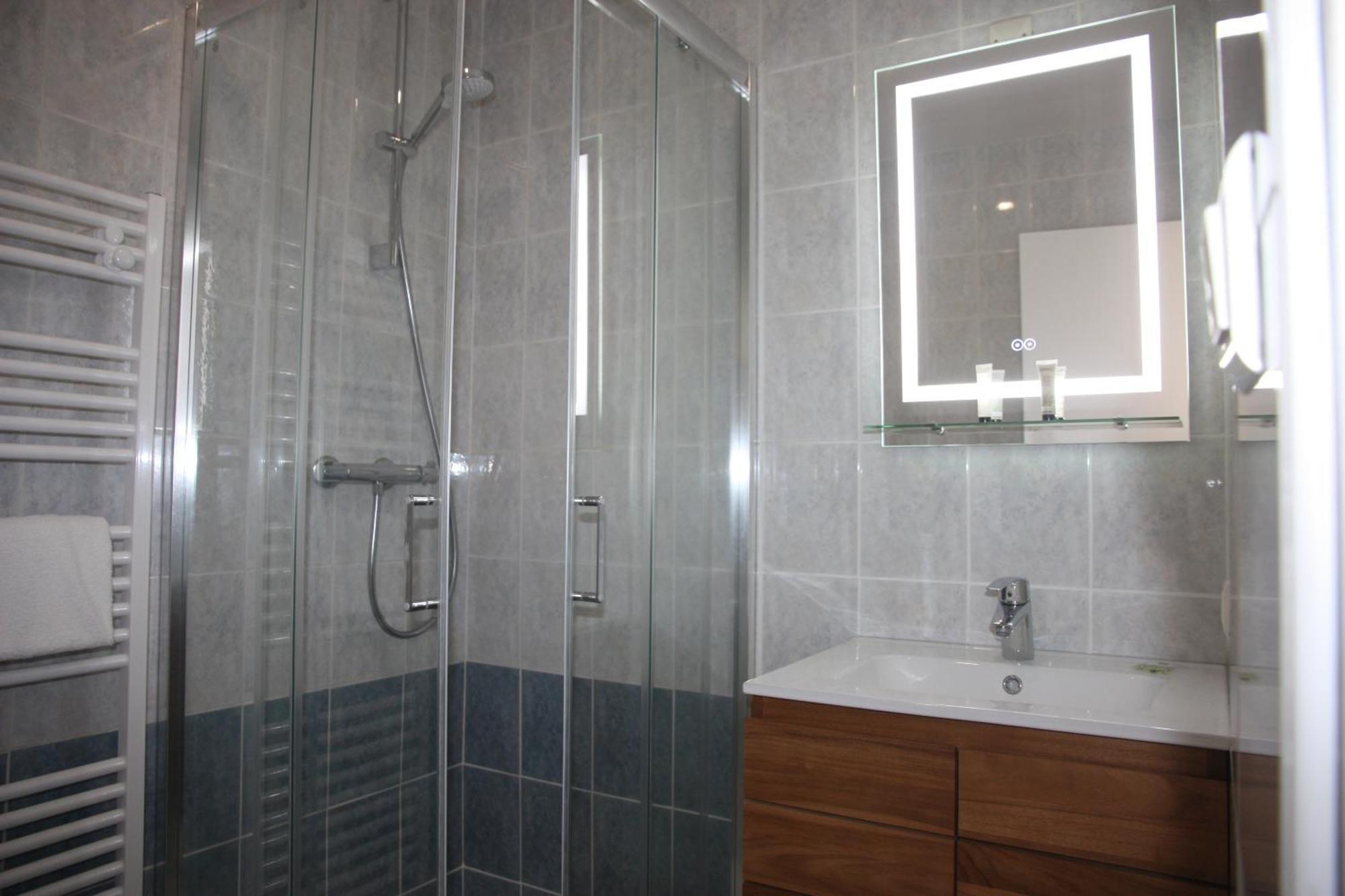 Resid'Spa Loire & Sevre - Appartement Rezé エクステリア 写真